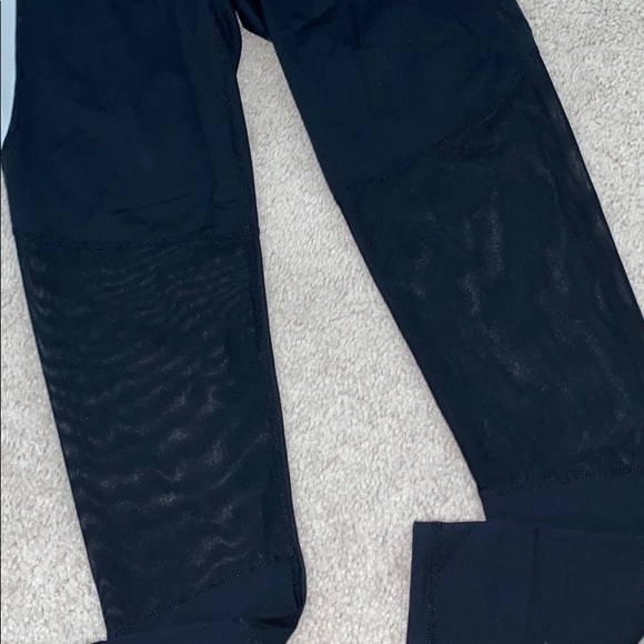 Workout leggings - Picture 2 of 5